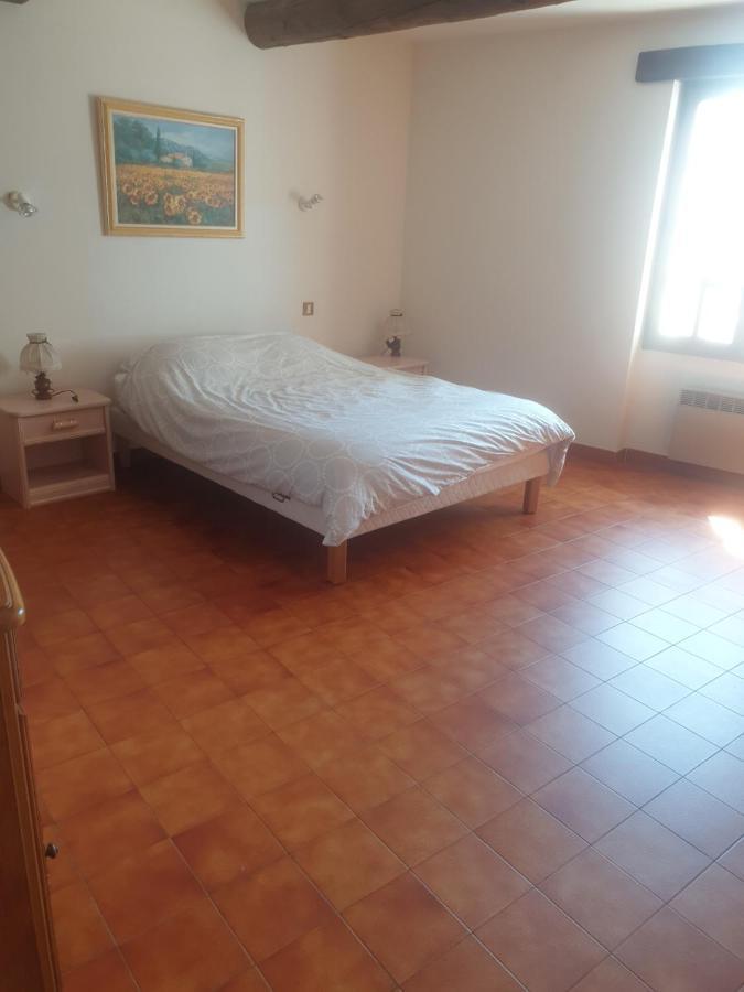 Maison De Village De 98 M2 Typiquement Provencale Pierrevert Dış mekan fotoğraf